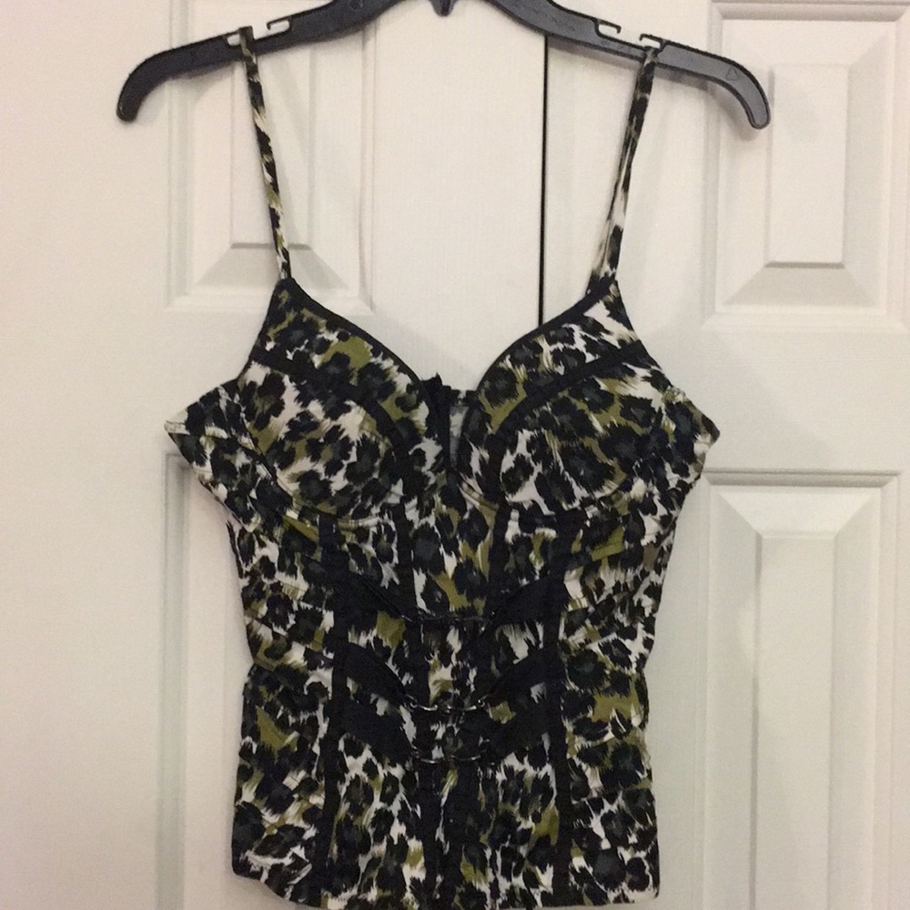 🇺🇸MIROA bustier with back hooks as closure M